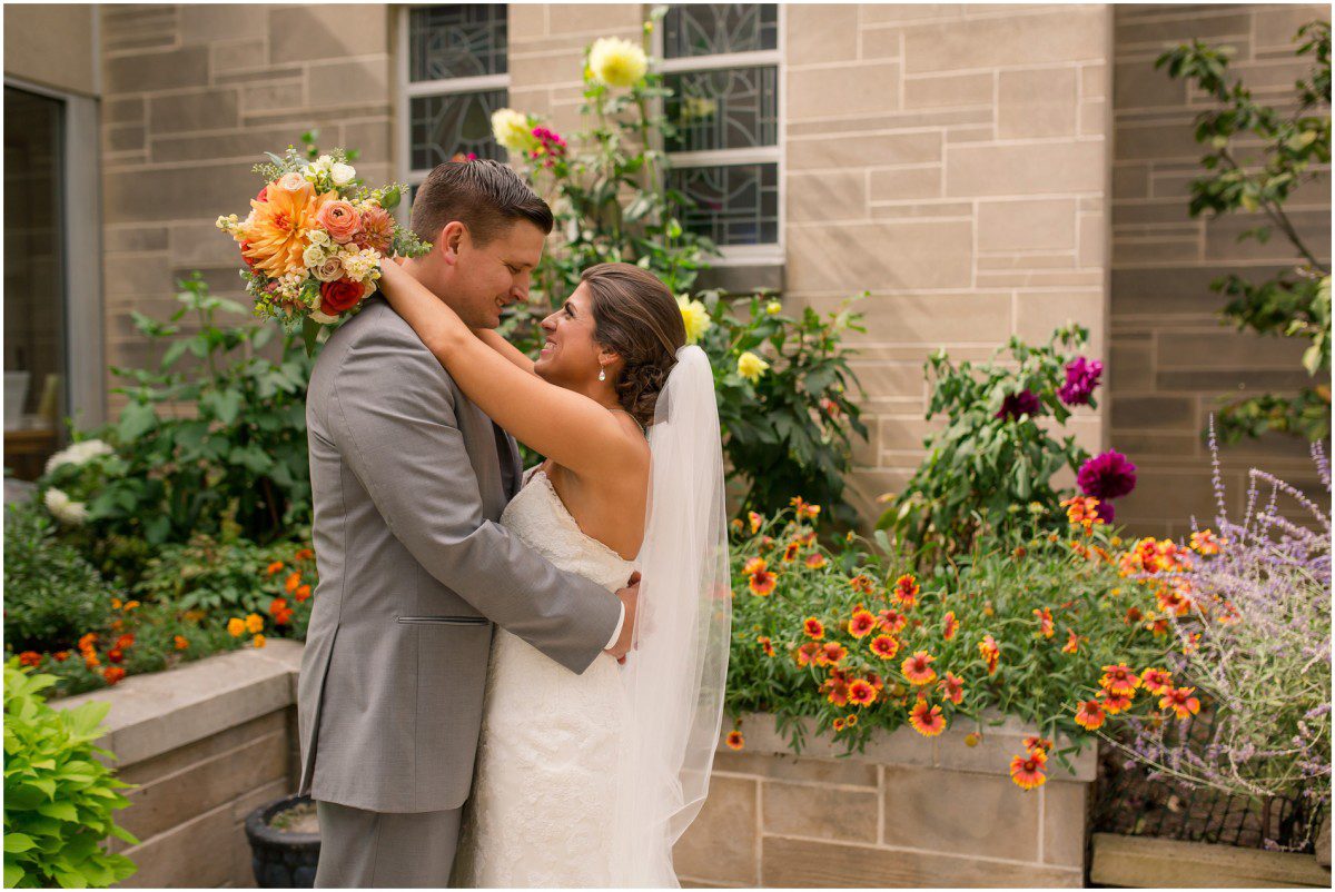 olmsted_falls_wedding_lindsey_yeagley_photo_0016